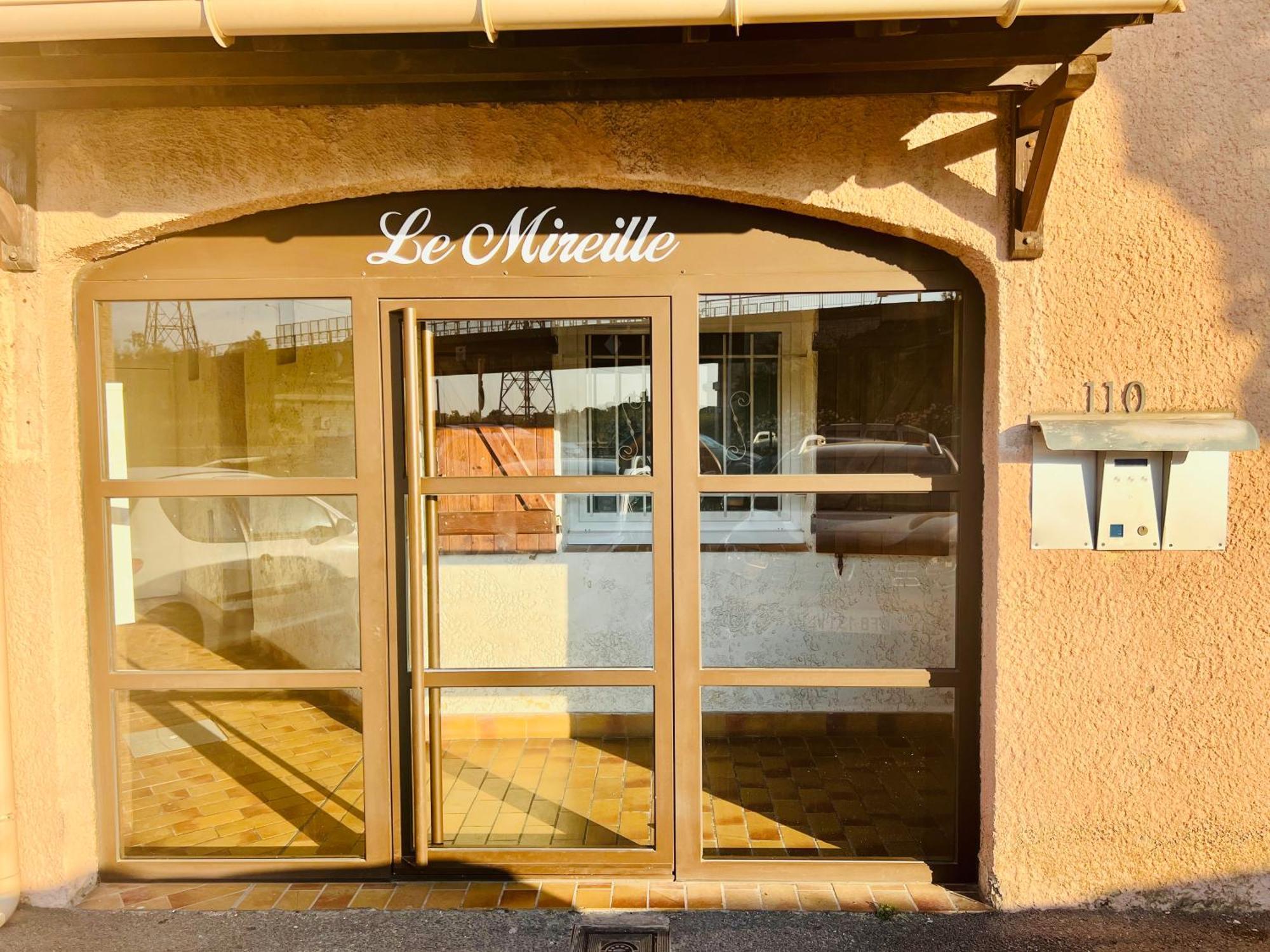Perle Du Rivage - Plage 50M, Clim, Wifi, 2 Pers Fos-sur-Mer Bagian luar foto